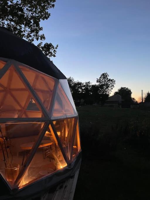Dome Insolite Cedre Jacuzzi Et Petits Dejeuners Inclus Lagraulet-du-Gers Exteriör bild