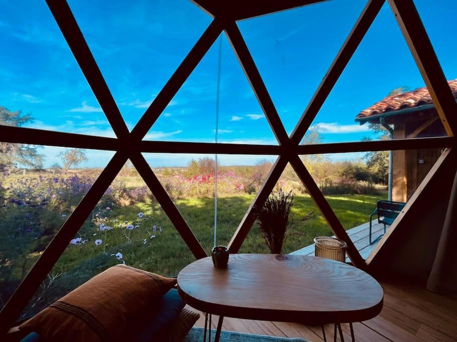 Dome Insolite Cedre Jacuzzi Et Petits Dejeuners Inclus Lagraulet-du-Gers Exteriör bild