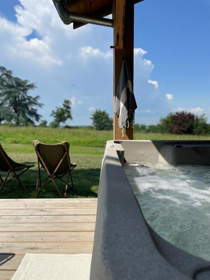 Dome Insolite Cedre Jacuzzi Et Petits Dejeuners Inclus Lagraulet-du-Gers Exteriör bild