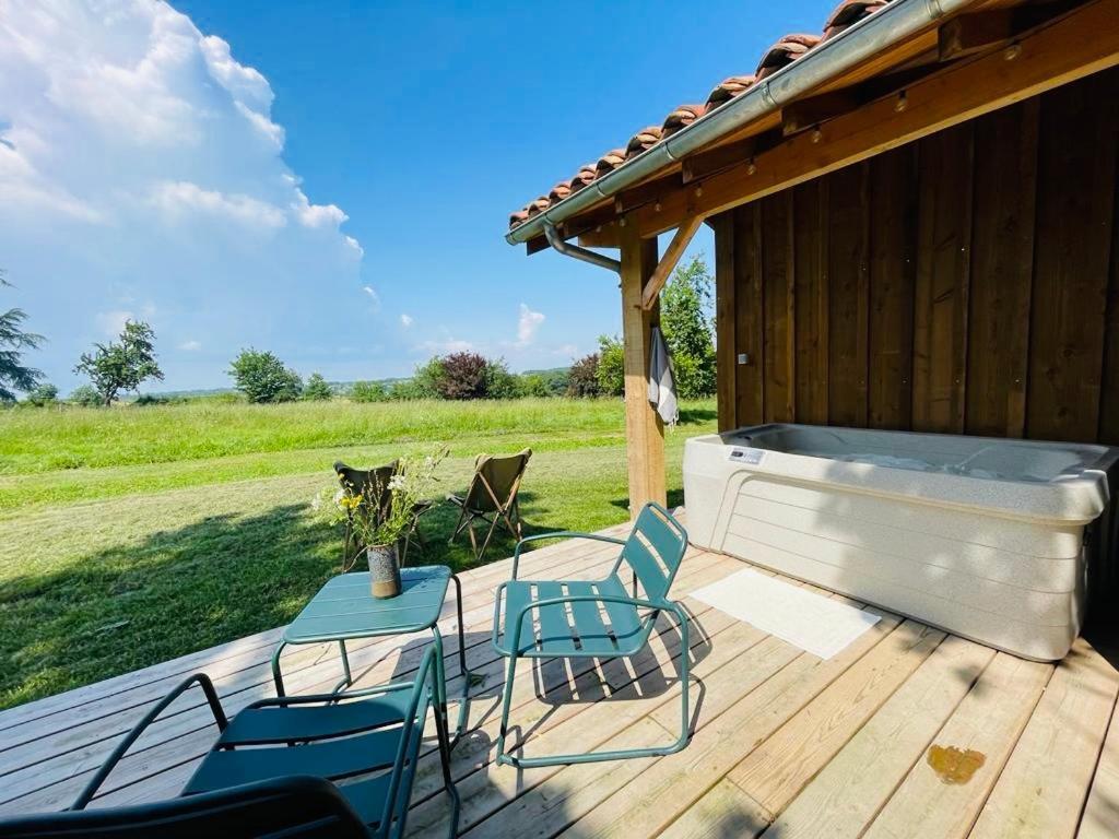 Dome Insolite Cedre Jacuzzi Et Petits Dejeuners Inclus Lagraulet-du-Gers Exteriör bild
