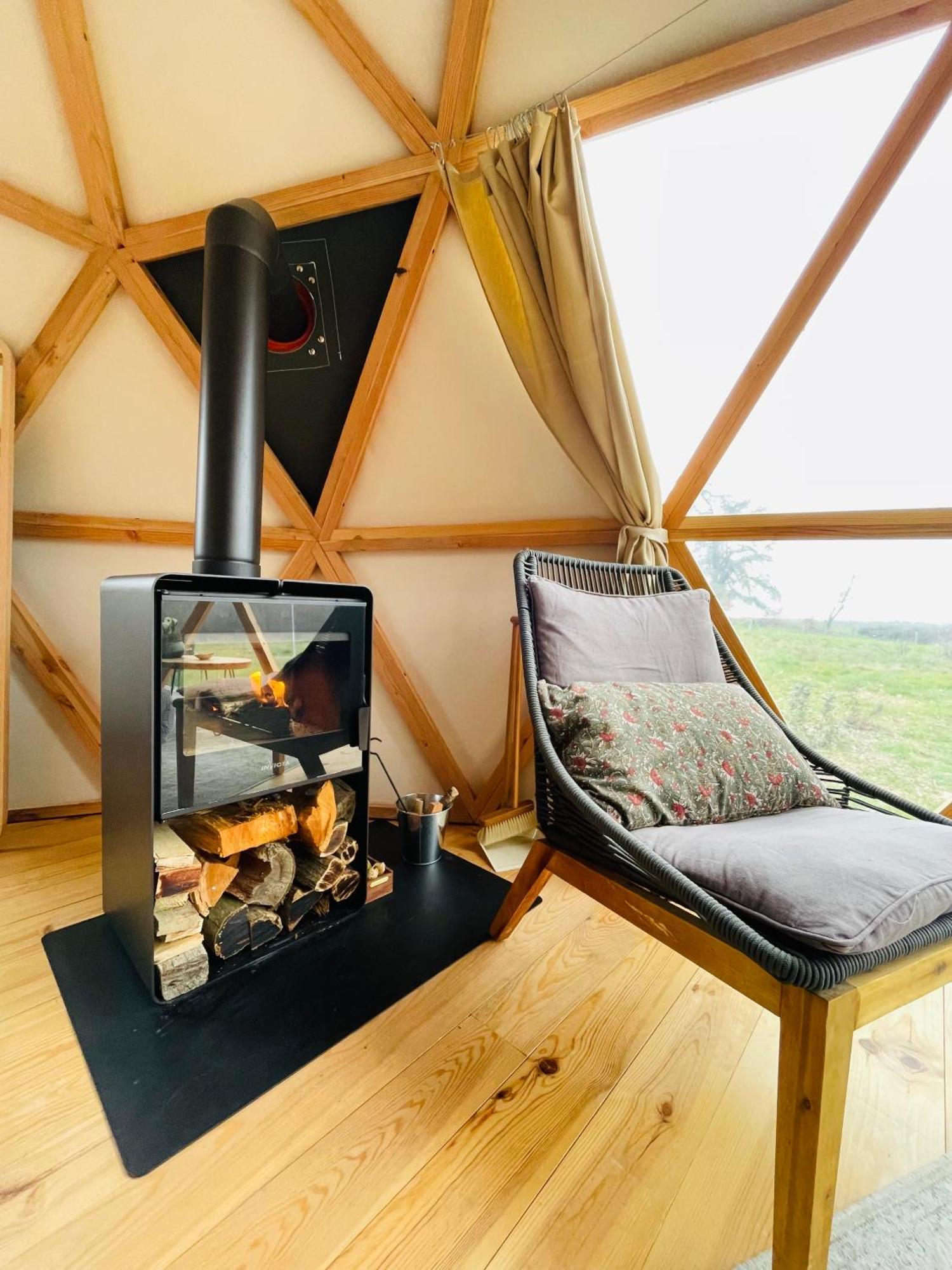 Dome Insolite Cedre Jacuzzi Et Petits Dejeuners Inclus Lagraulet-du-Gers Exteriör bild